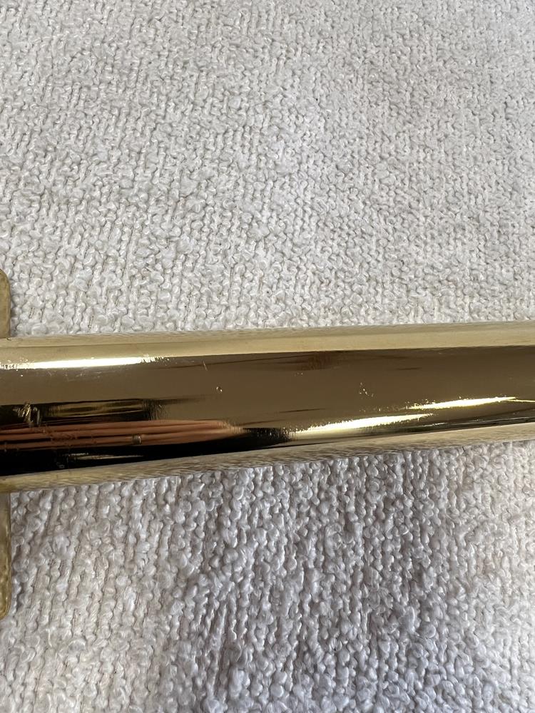 Larissa Sessel Goldgestell