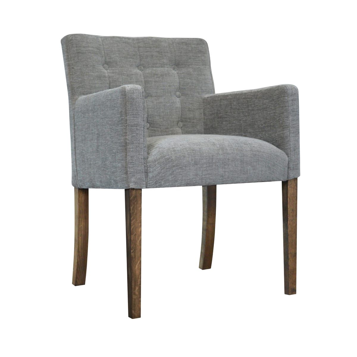 Nora Sessel mit Knöpfen