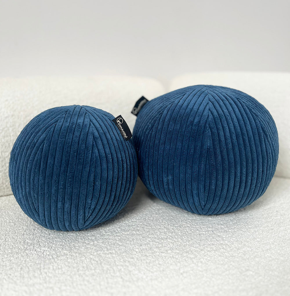 Set mit runden Kissen